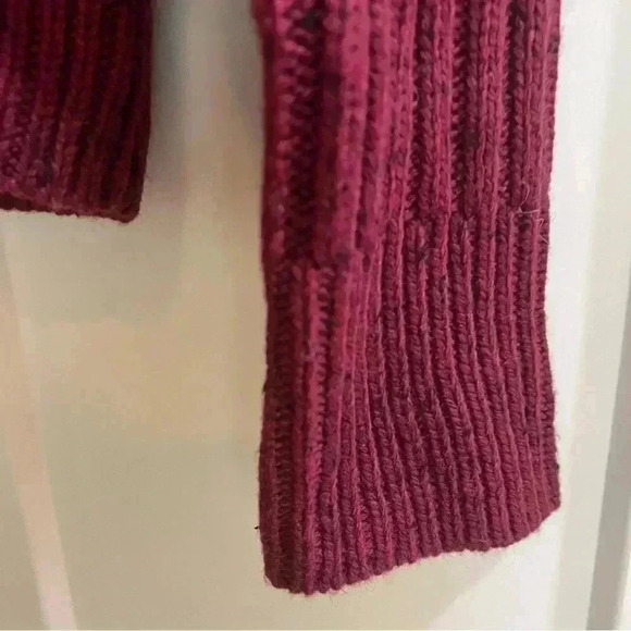 Michael Kors Women’s Wool Blend Ribbed Turtle Neck Sweater Size Small New - Picture 3 of 11